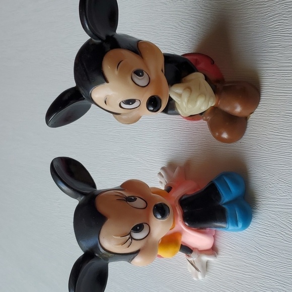 Disney Vintage Made in Korea 80'S Rubber Micky & Minnie Mouse original price tag - Picture 1 of 13